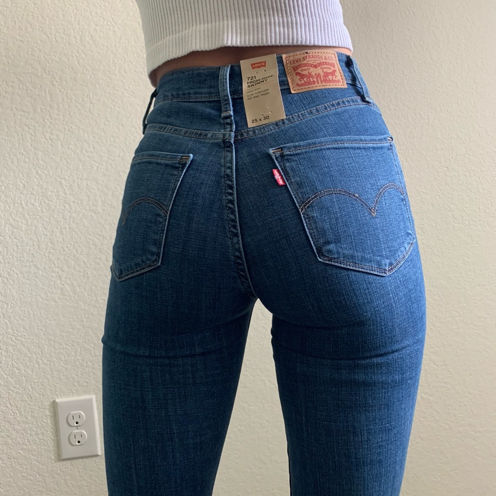 Levi’s 721 high rise skinny jean in lapis trot - Picture 12 of 15